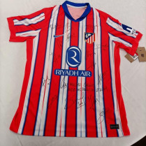 ATAEM Talavera subasta la camiseta del jugador del Atleti Marcos Llorente
