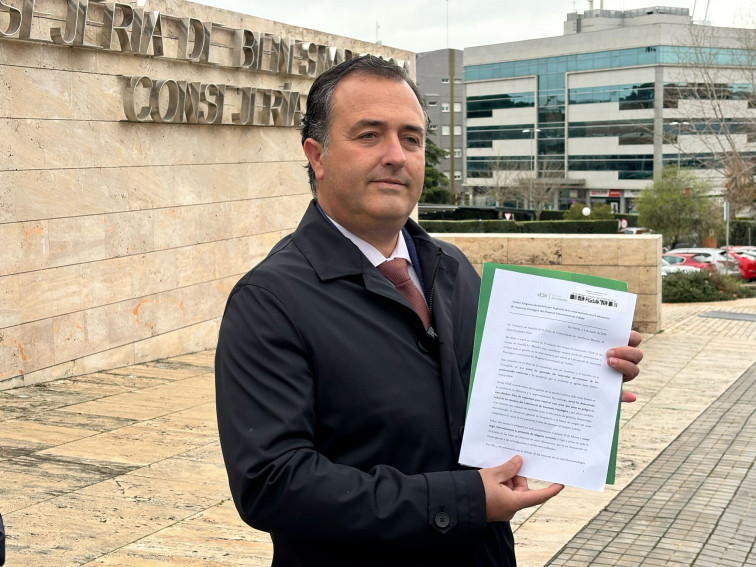 David Moreno solicita la dimisión del Consejero de Sanidad en una carta registrada