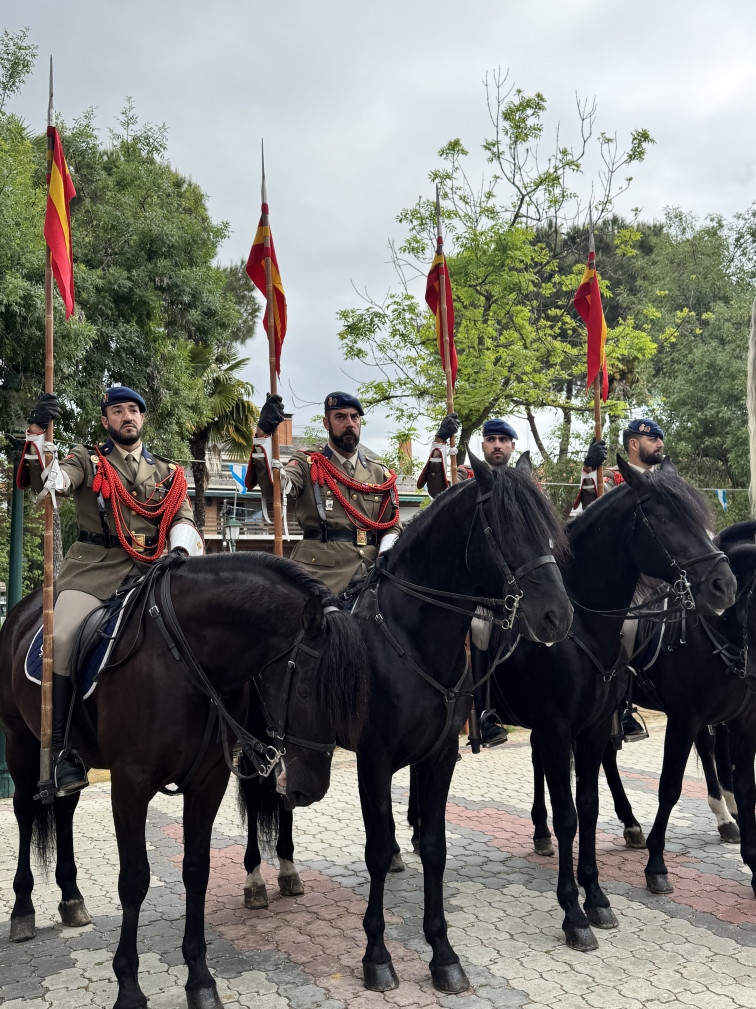 Tradición y pasión en el desfile de la Guardia Real en Talavera