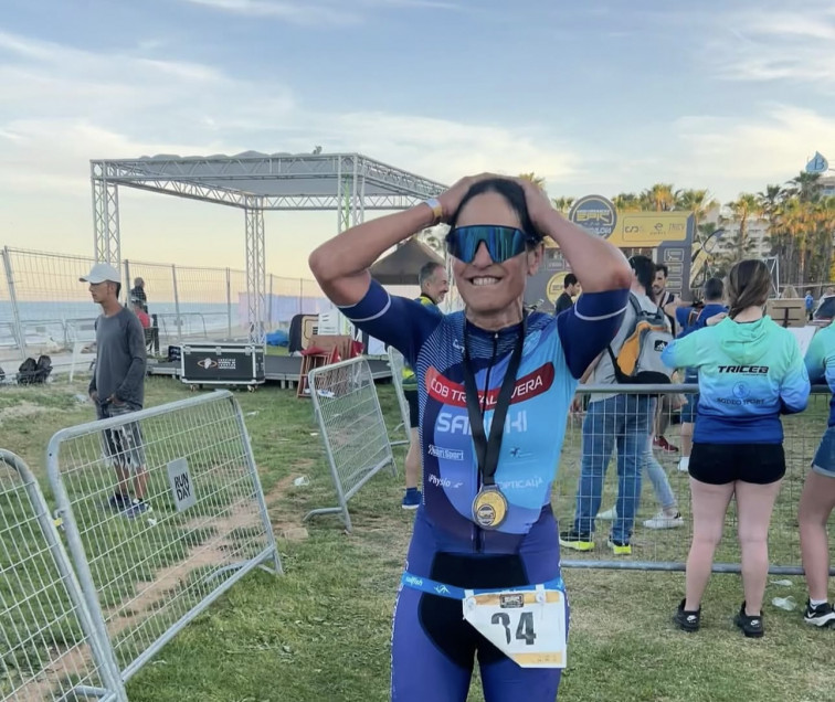 Sara Fernández se proclama campeona de España de larga distancia en Oropesa del Mar