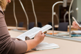 VOX CLM denuncia las desigualdades de la selectividad y exige que sea común en toda España